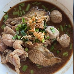 วุ้นเส้นเนื้อตุ๋น