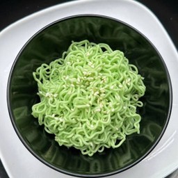 หมี่หยก菠菜麵