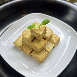 เต้าหู้สี่เหลี่ยม 鱼豆腐