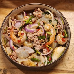 ยำรวมมิตร ไม่ใส่เส้น