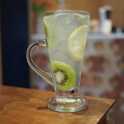 sparkling lemon kiwi