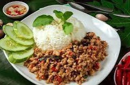 ข้าว ผัดกระเพราหมูสับ