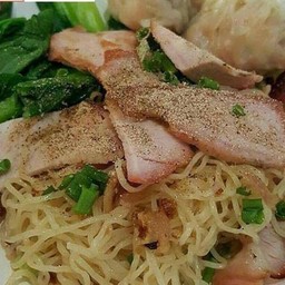 บะหมี่เกี๊ยว+หมูแดง