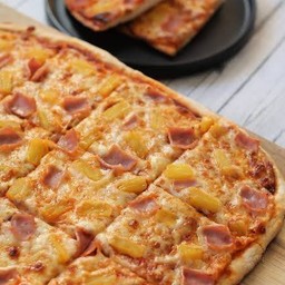 Lam Levain Pizza Hawaiian (8x12 inch)
