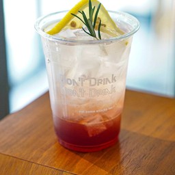 Cranberry lemonnade