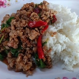 กะเพราหมูสับ