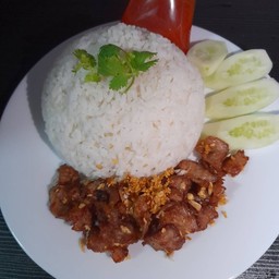 [อร่อยซ่ากับโค้ก] ข้าวหมูทอดกระเทียม +  สไปรท์ ออริจินัล (กระป๋อง)