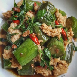 ผัดมะเขือยาว กับข้าว