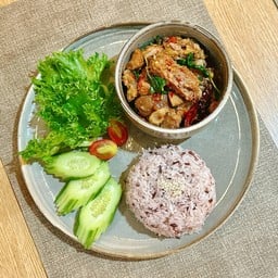 ข้าวหน้าสไปซี่หมูตุ๋น