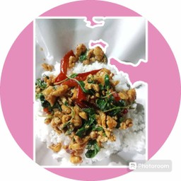 ข้าวกระเพรา ไก่