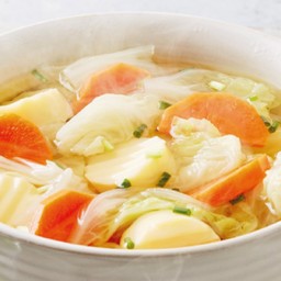 Clear Soup With Tofu And Mixed Vegetables (Veg)