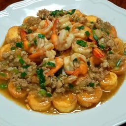 ข้าวราดเต้าหู้ทรงเครื่อง