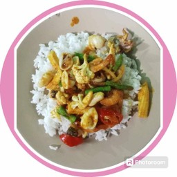 ข้าวเครื่องแกง