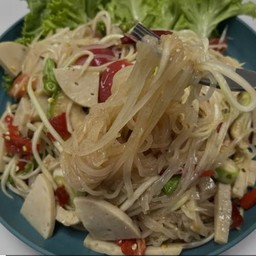 ตำเส้นเล็กหมูยอ