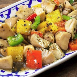 Stir Fried Black Pepper With Mixed Mushroom (Veg)
