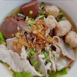 ต้มเลือดหมู+หมูกรอบ