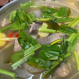 ต้มแซ่บกระดูกหมู