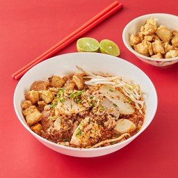 เกาเหลาต้มยำหมูทรงเครื่อง.