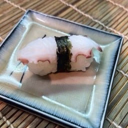 ซูชิหมึกทาโกะ