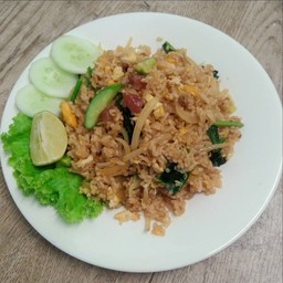 ข้าวผัดรถไฟกุนเชียงหมู