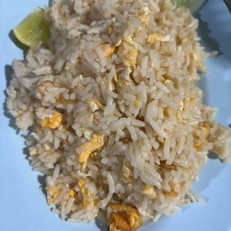 ข้าวผัดหมู (จานเล็ก)