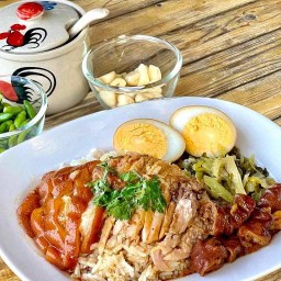 ร้าน กะเพราแท้ แท้ นวมินทร์50