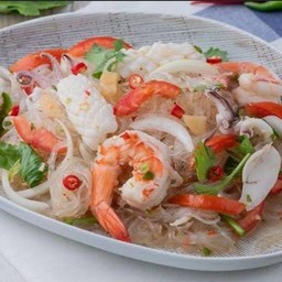 ยำวุ้นเส้นทะเล