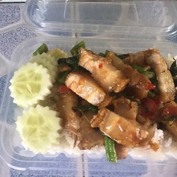 ครัวป้าต้อยยำแซ่บ