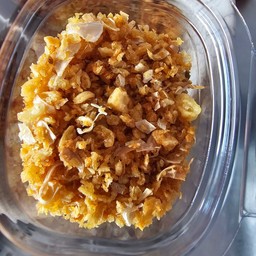 กระเทียมเจียว