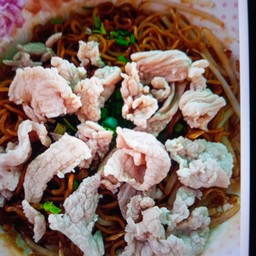 บะหมี่แห้งซีอิ้วดำธรรมดา