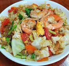 ผัดวุ้นเส้นรวมมิตรทะเล