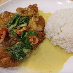 ข้าวปลาดอลลี่ซอสเขียวหวาน