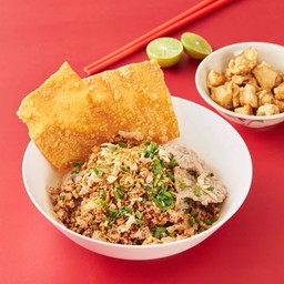 เตี๋ยวต้มยำหมูล้วนพริกคั่ว.