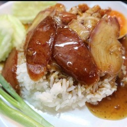 ข้าวหมูแดง