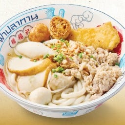 ก๋วยเตี๋ยวเส้นปลาลูกชิ้นปลา หมูบะช่อ