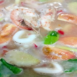 Tom Yum Seafood Clear Soup Keto