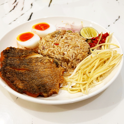 Q3/ข้าวขยำปลานิลทอด ไข่มะตูม