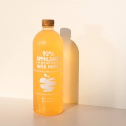 น้ำแอปเปิ้ลฟูจิผสมน้ำผึ้งป่า ขนาด1000ml