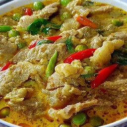 Beef Green Curry Keto