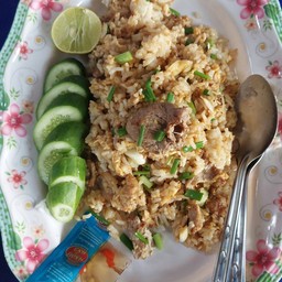 ข้าวผัดหมู