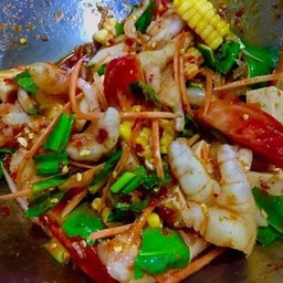 ยำเล็บมือนาง