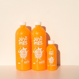 ชุดสุดคุ้มA น้ำส้มเขียวหวานขนาด 1000ml (ไม่มีเนื้อส้ม) 2 ขวด แถมฟรีน้ำส้มขวดเล็ก250ml 1 ขวด