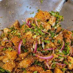 ไก่แซ่บไซต์เล็กทานคนเดียว