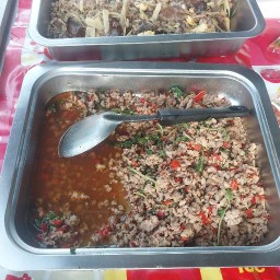 หมูทอดน้ำมันมะพร้าว