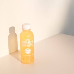 น้ำแอปเปิ้ลฟูจิผสมน้ำผึ้งป่า ขนาด 250 ml