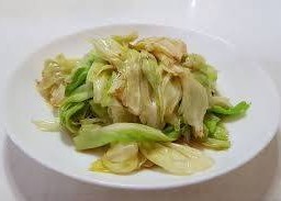 ข้าวกะหล่ำปลีผัด