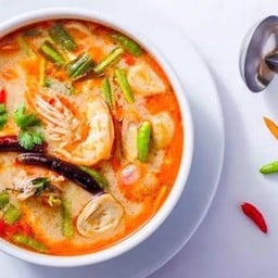 ต้มนำทะเลน้ำข้น + ข้าวเปล่า