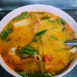 ต้มยำรวมทะเล ถ้วย