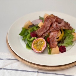 Glyn Signature Salad + Drink (สลัดสูตรกลิ่น + เครื่องดื่ม)