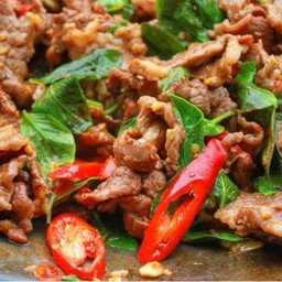 เนื้อผัดโหรภา (ราดข้าว)